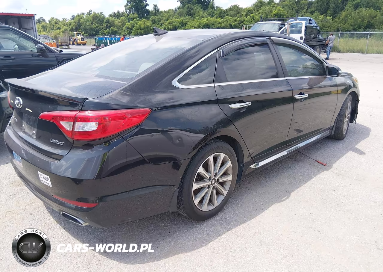 2016 Hyundai Sonata Limited VIN:5NPE34AF5GH334125 - 4