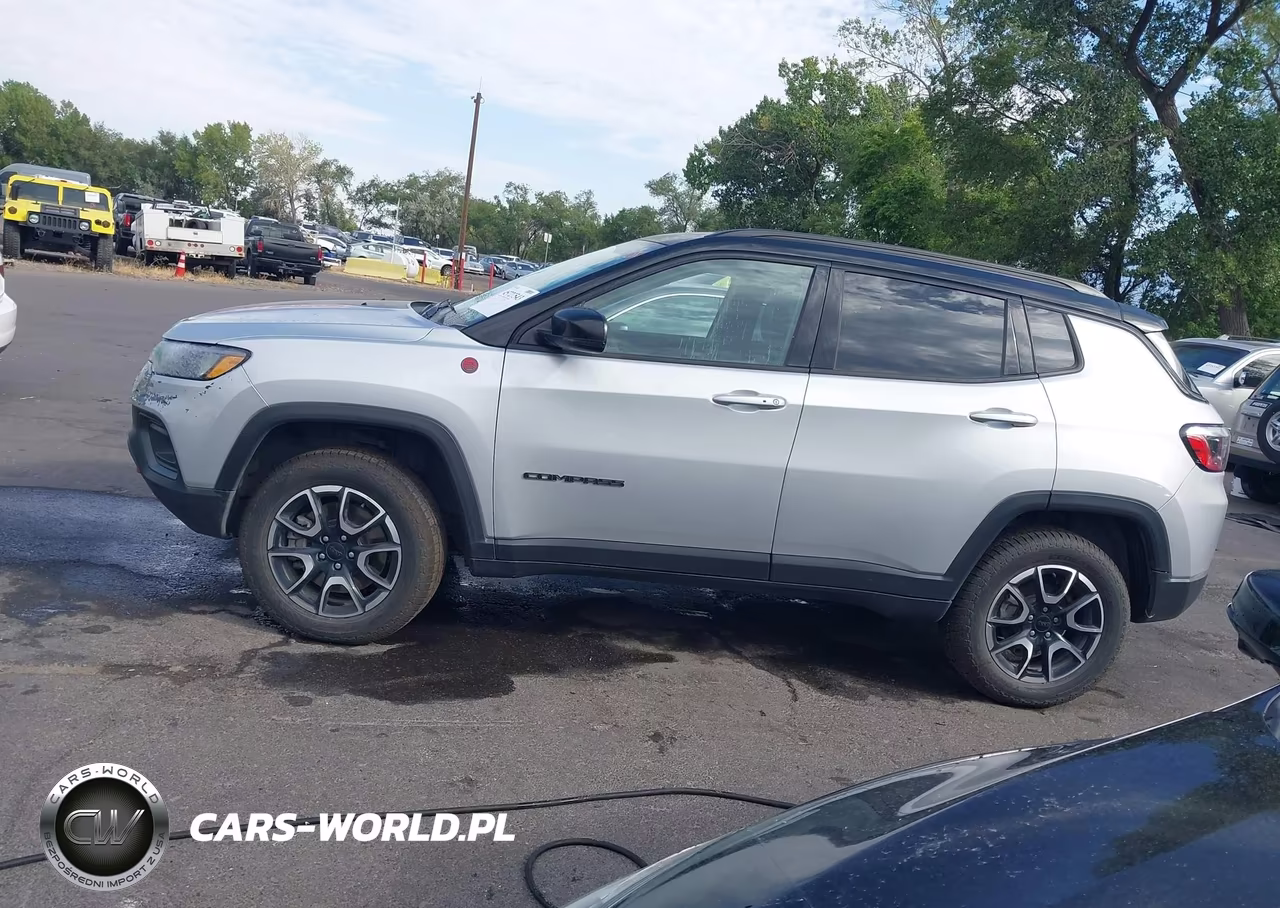 2024 Jeep Compass Trailhawk 4X4 VIN:3C4NJDDN5RT144983 - 14