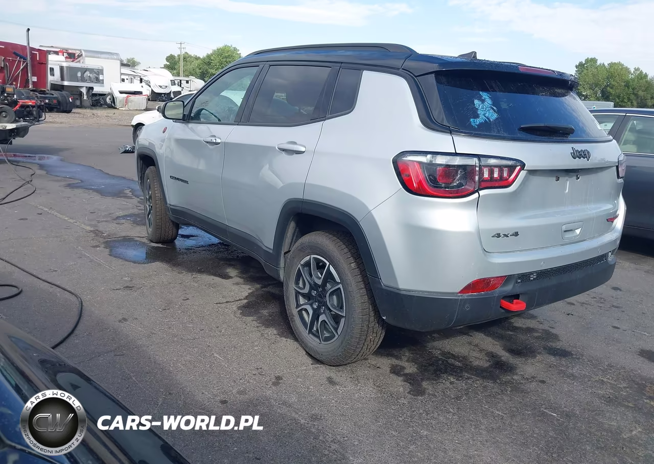 2024 Jeep Compass Trailhawk 4X4 VIN:3C4NJDDN5RT144983 - 3