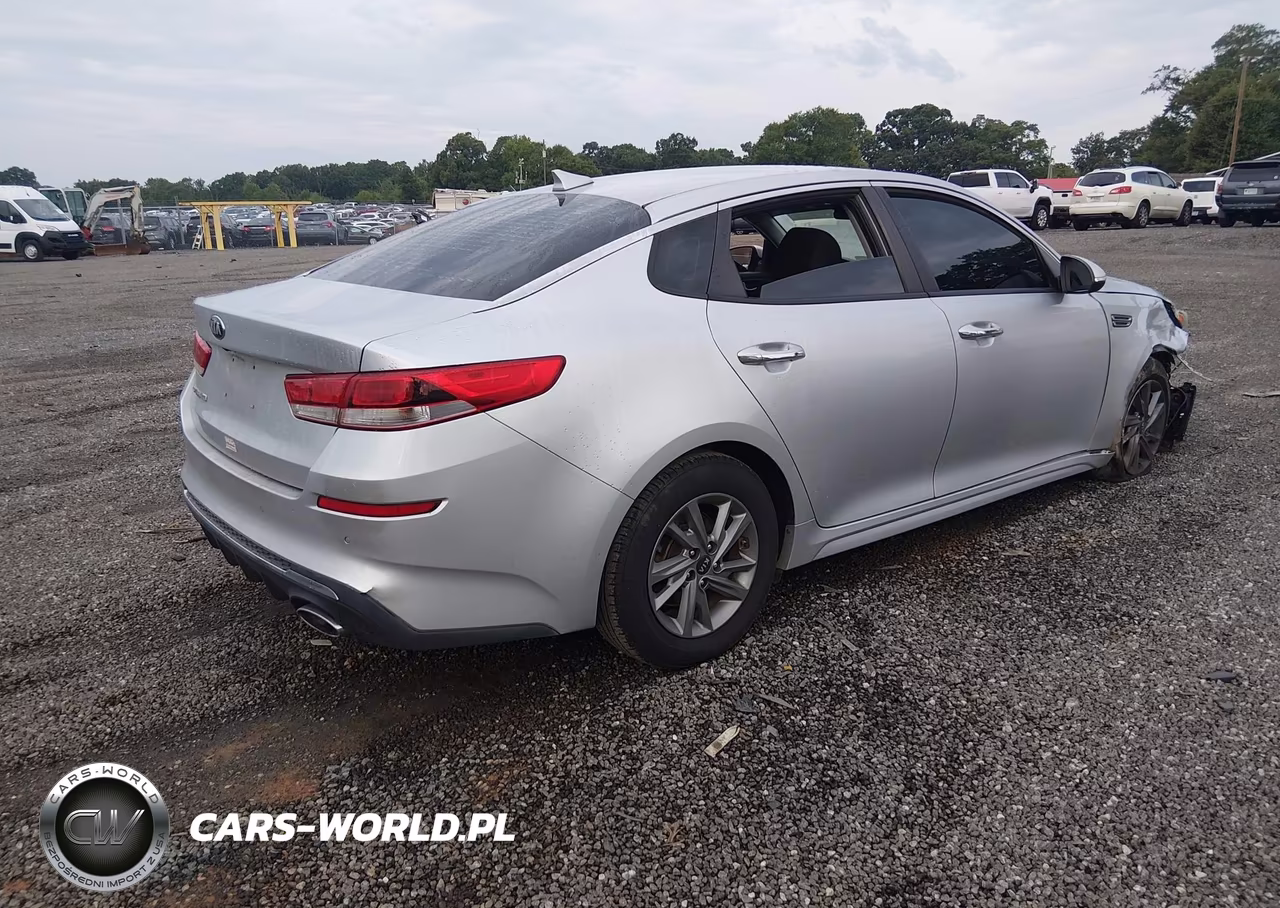 2019 Kia Optima Lx VIN:5XXGT4L35KG296069 - 4