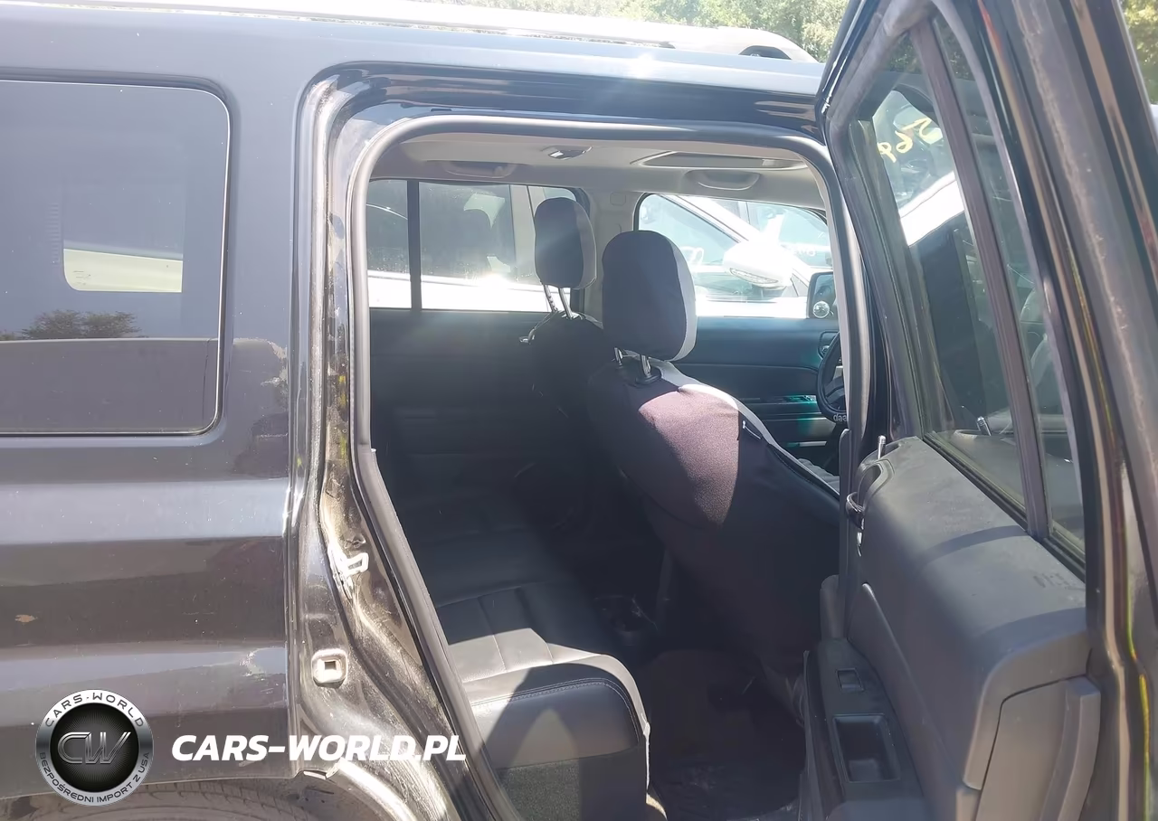 2016 Jeep Patriot High Altitude Edition VIN:1C4NJRFB7GD692664 - 8