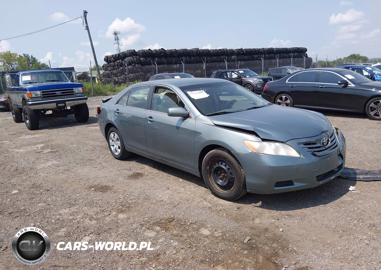 2009 Toyota Camry Le – zdjęcie 1 z 21