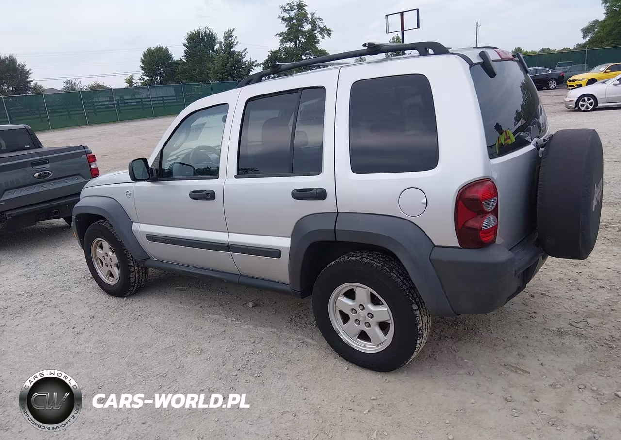 2006 Jeep Liberty Sport VIN:1J4GL48K06W192166 - 3