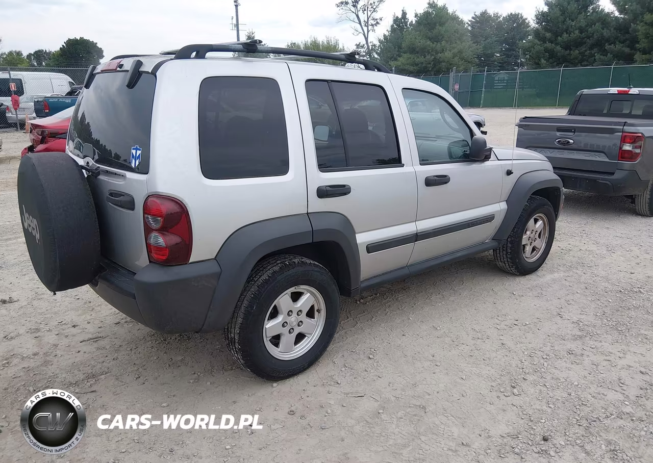 2006 Jeep Liberty Sport VIN:1J4GL48K06W192166 - 4