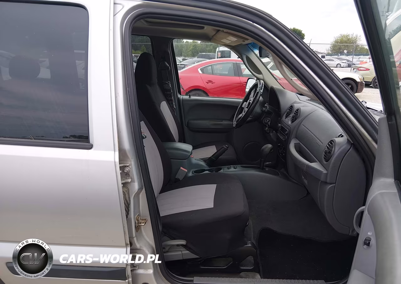 2006 Jeep Liberty Sport VIN:1J4GL48K06W192166 - 5
