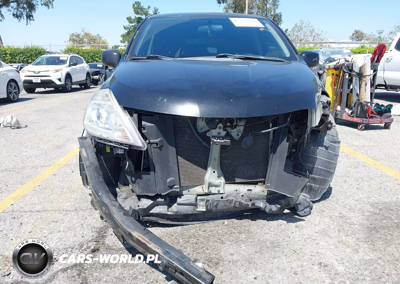 2011 Nissan Versa 1.8S VIN:3N1BC1CP2BL418003 - 16