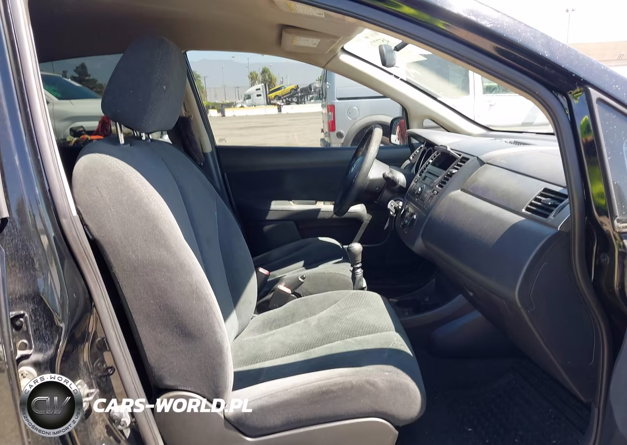 2011 Nissan Versa 1.8S VIN:3N1BC1CP2BL418003 - 5