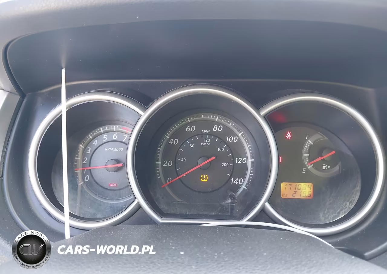 2011 Nissan Versa 1.8S VIN:3N1BC1CP2BL418003 - 7