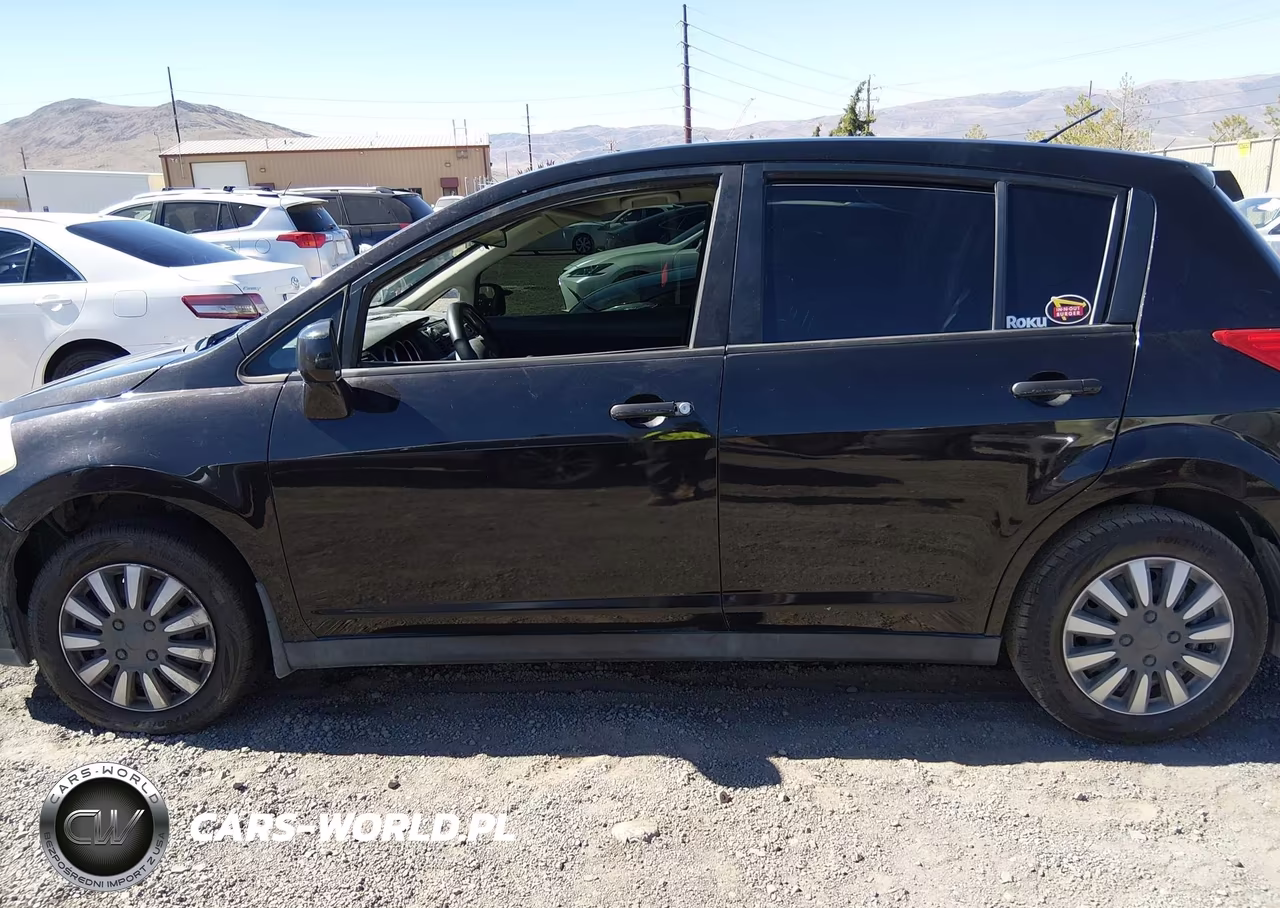 2011 Nissan Versa 1.8S VIN:3N1BC1CP3BL486861 - 14