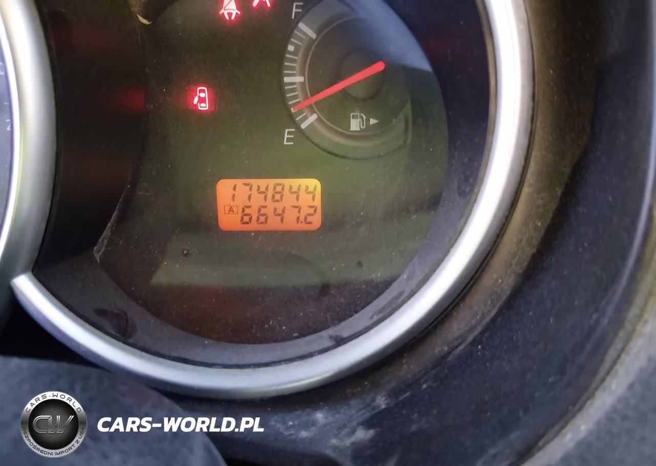 2011 Nissan Versa 1.8S VIN:3N1BC1CP3BL486861 - 15