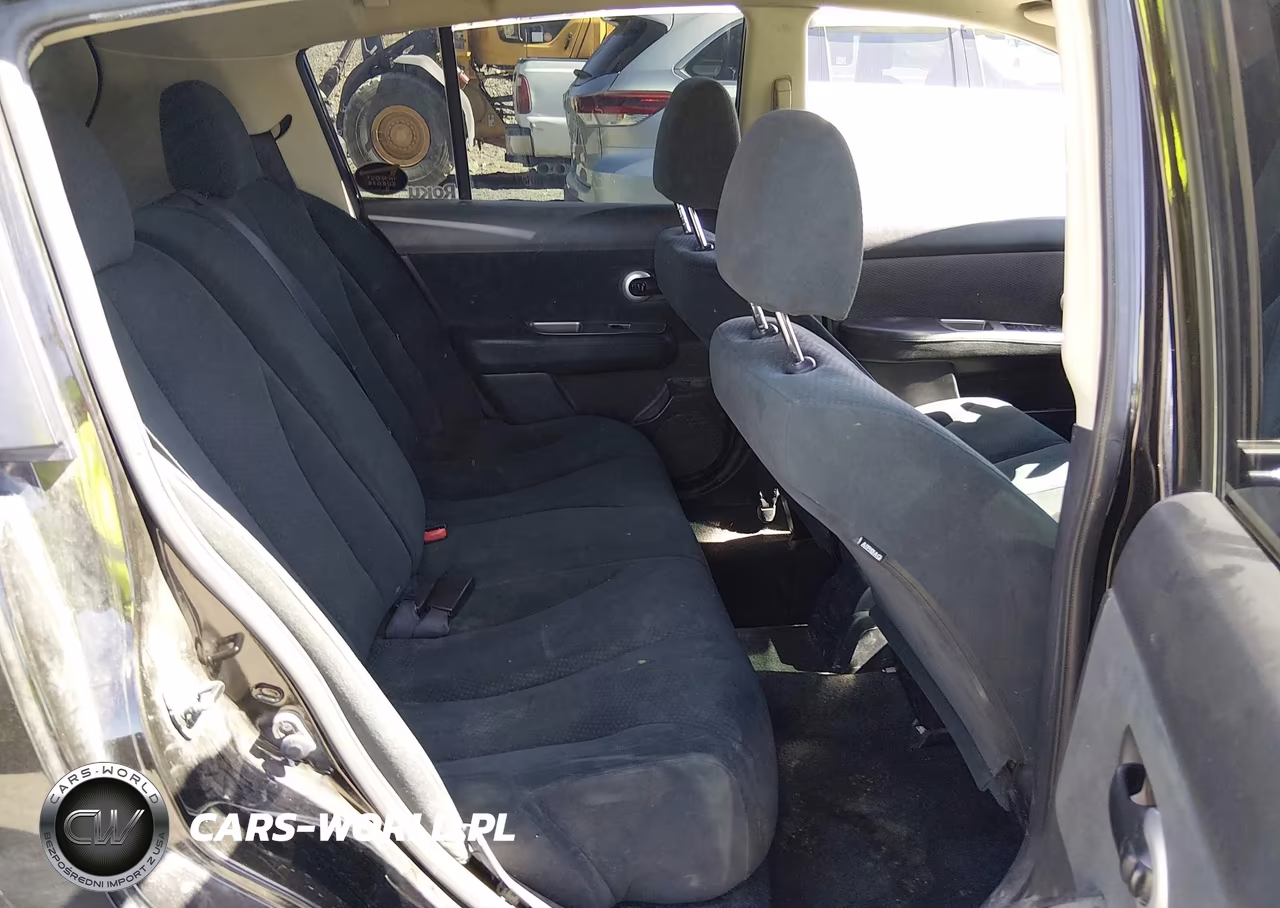 2011 Nissan Versa 1.8S VIN:3N1BC1CP3BL486861 - 8