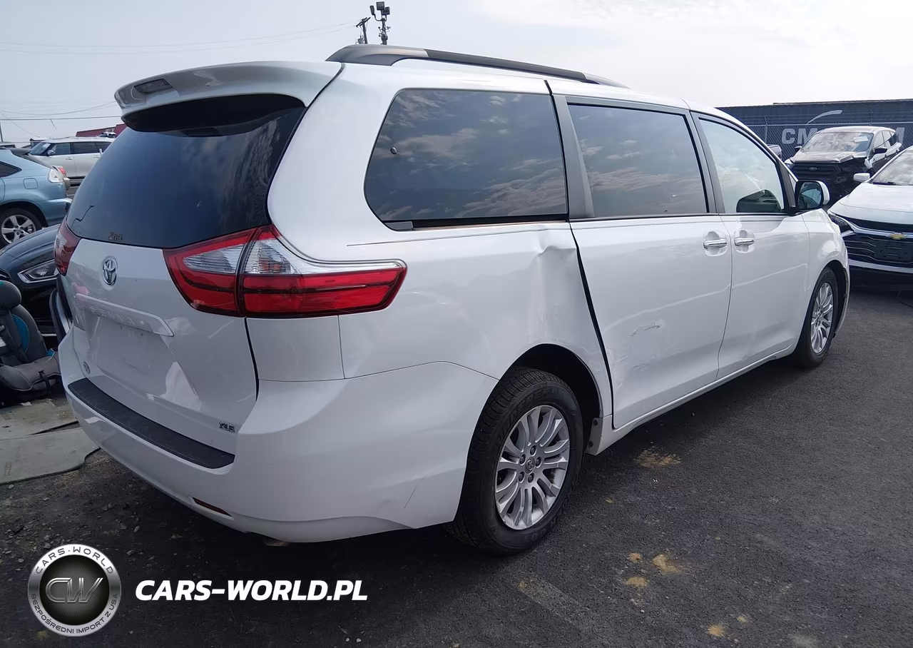 2015 Toyota Sienna Xle 8 Passenger VIN:5TDYK3DC9FS553609 - 4