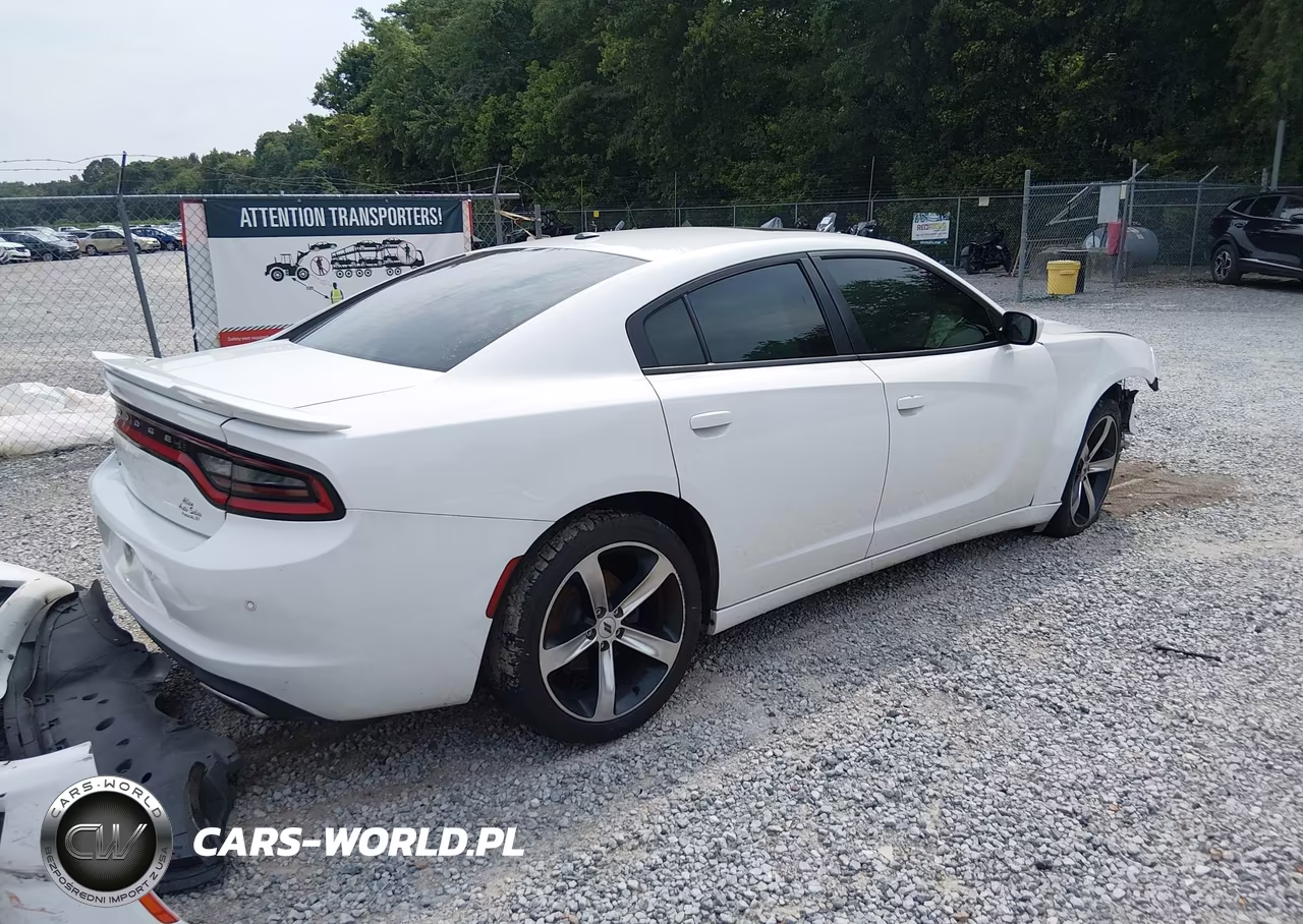 2017 Dodge Charger Se Rwd VIN:2C3CDXBGXHH657016 - 4