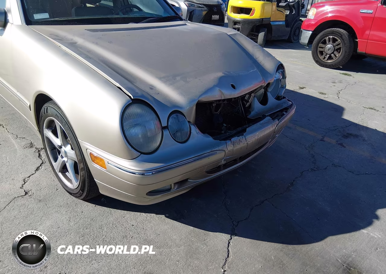 2000 Mercedes-Benz E 320 VIN:WDBJF65J5YB089411 - 12