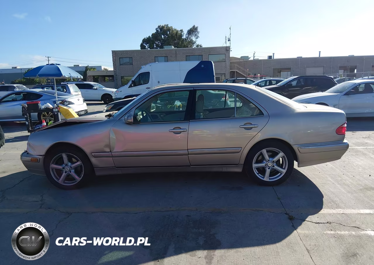 2000 Mercedes-Benz E 320 VIN:WDBJF65J5YB089411 - 15