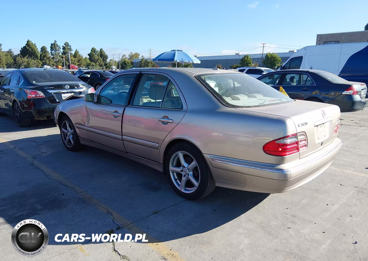 2000 Mercedes-Benz E 320 VIN:WDBJF65J5YB089411 - 3