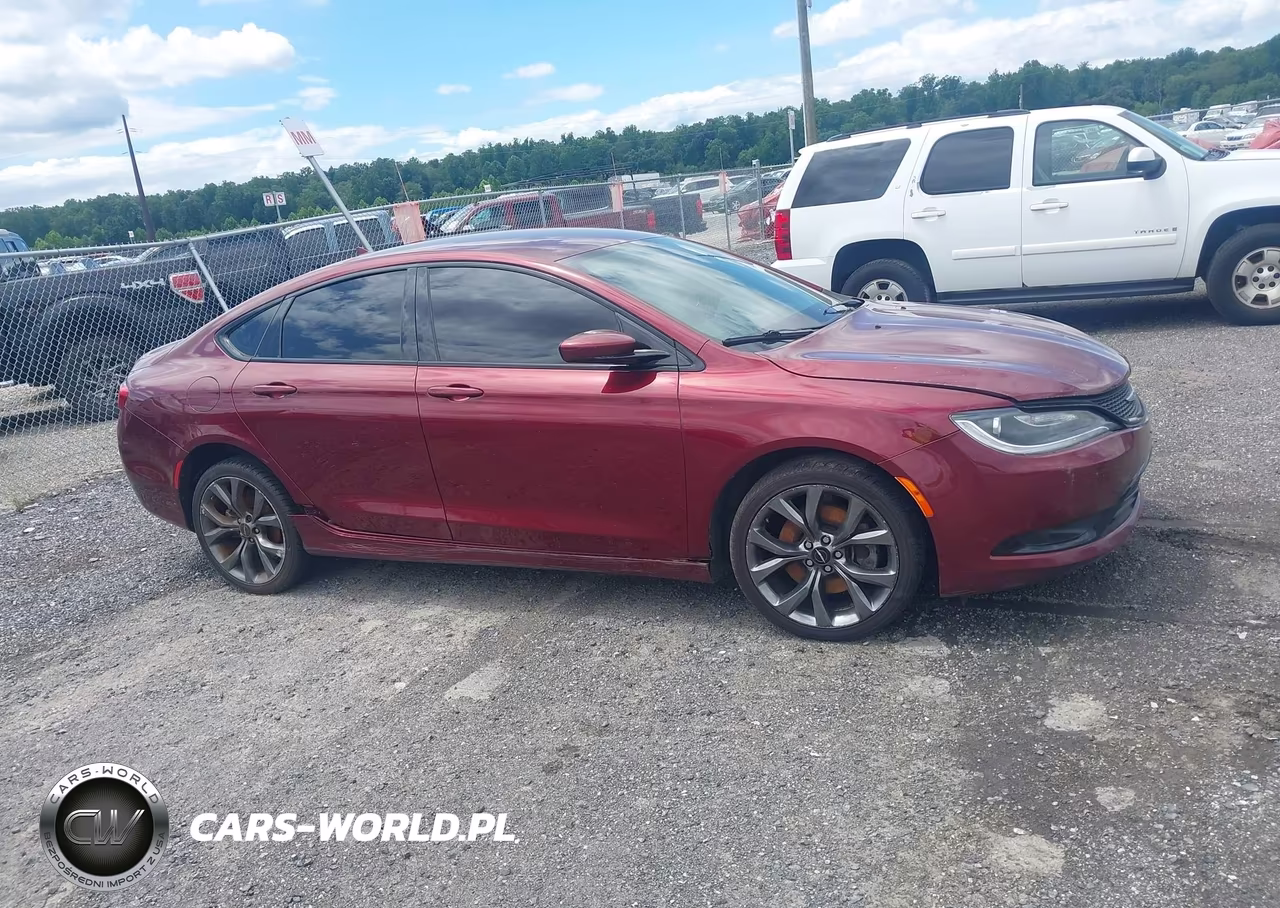 2016 Chrysler 200 S VIN:1C3CCCDGXGN142810 - 13