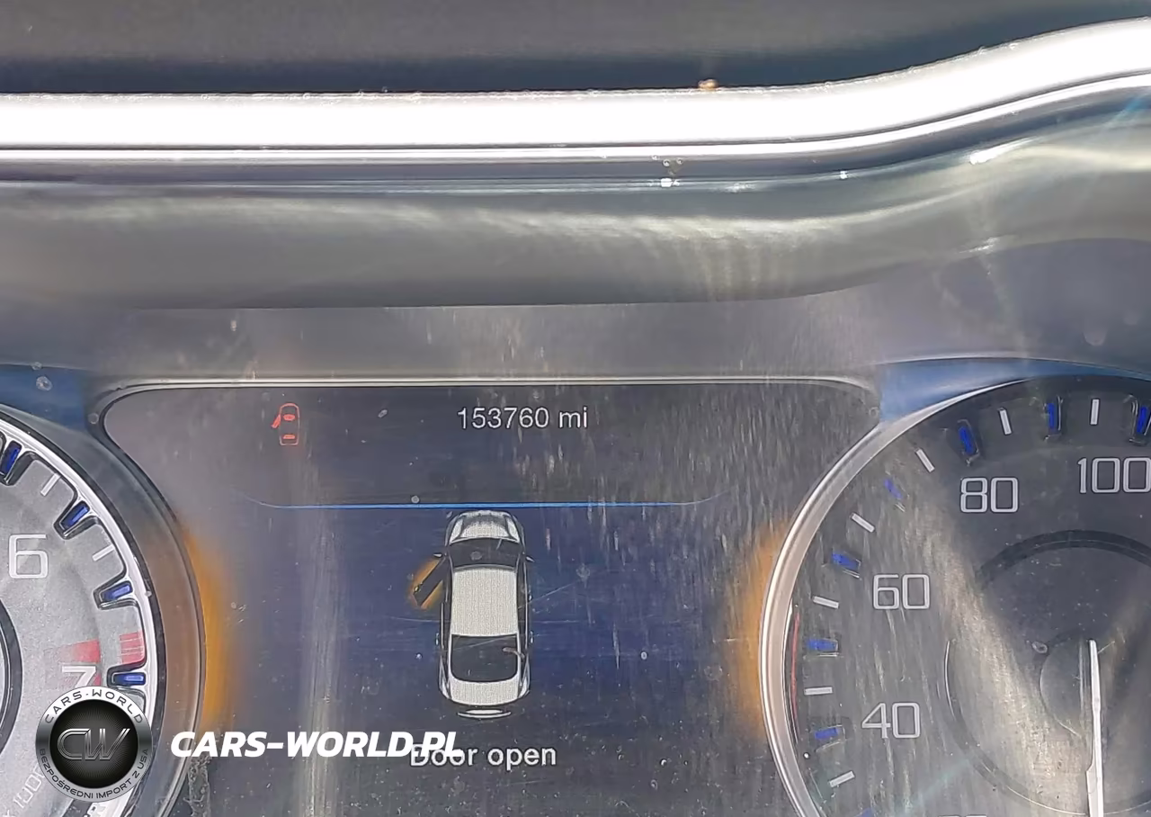 2016 Chrysler 200 S VIN:1C3CCCDGXGN142810 - 15
