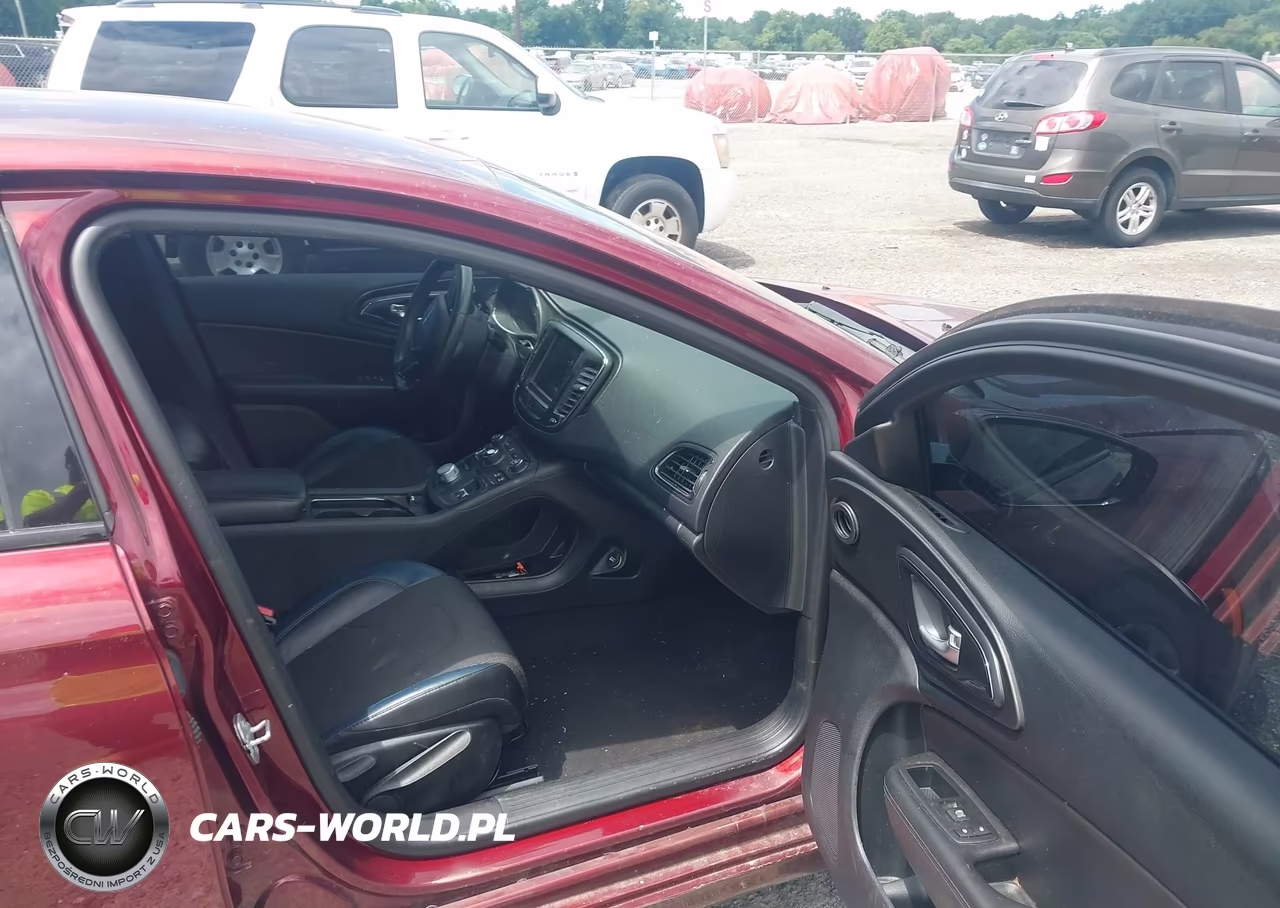 2016 Chrysler 200 S VIN:1C3CCCDGXGN142810 - 5