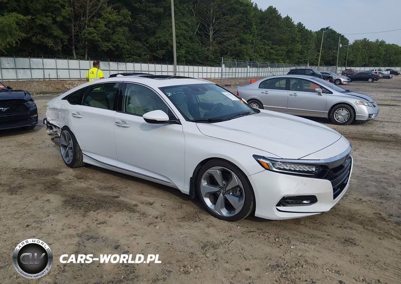 2018 Honda Accord Touring – zdjęcie 1 z 18