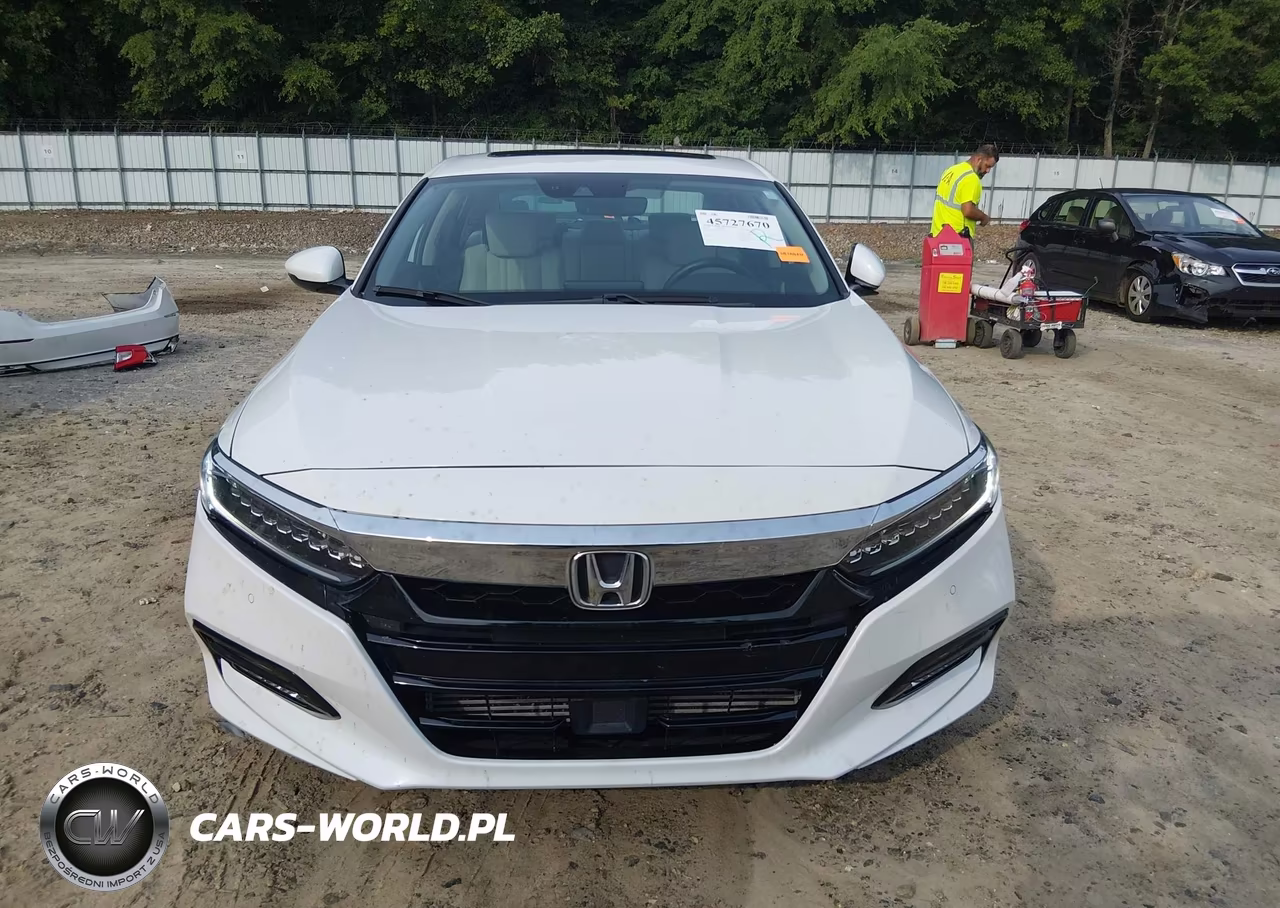 2018 Honda Accord Touring VIN:1HGCV1F99JA155329 - 13