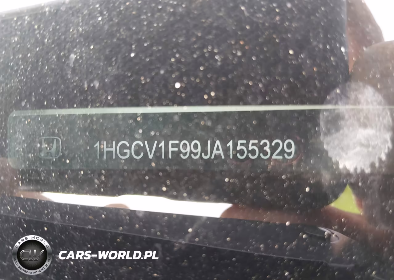 2018 Honda Accord Touring VIN:1HGCV1F99JA155329 - 18