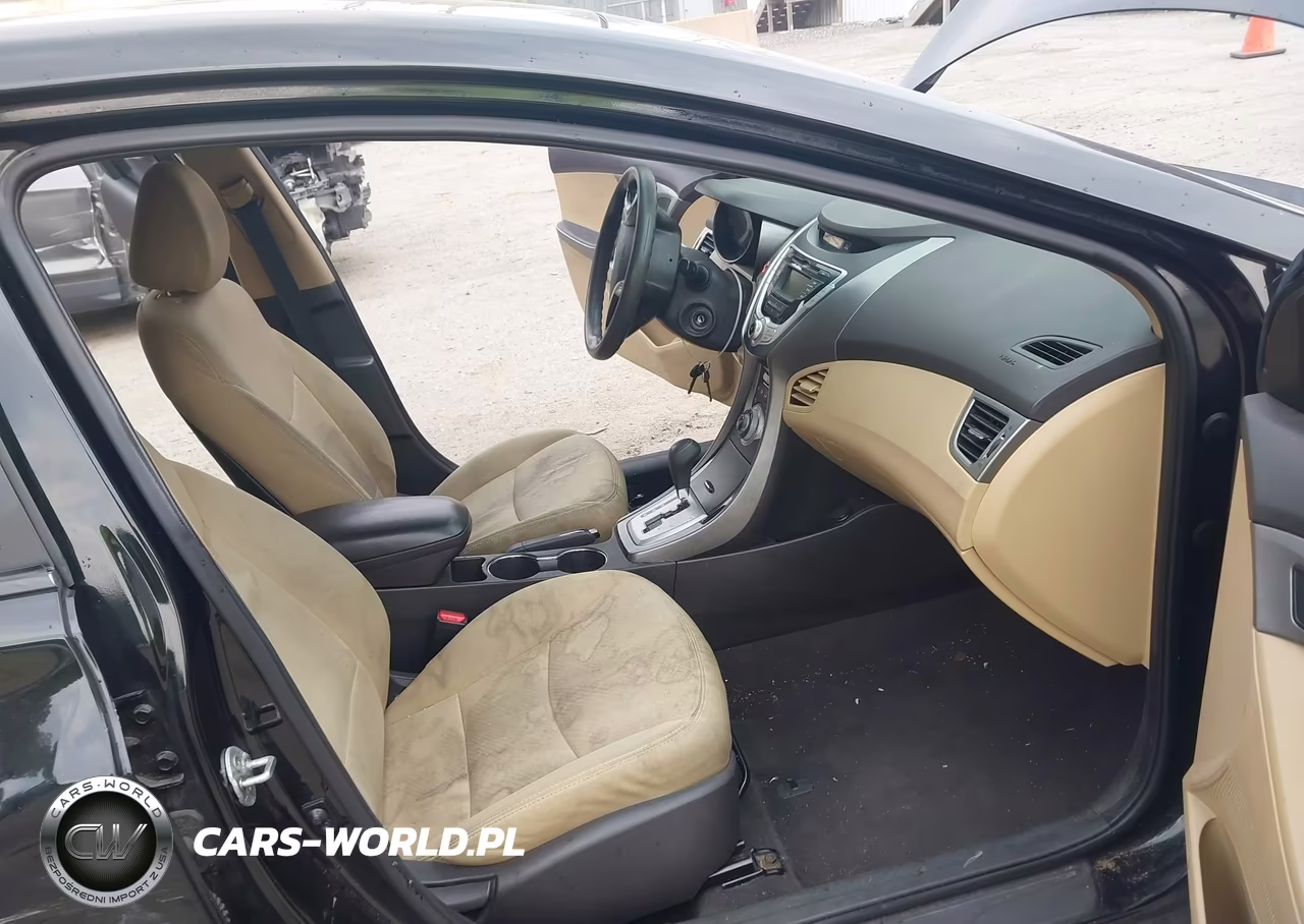 2012 Hyundai Elantra Gls VIN:5NPDH4AE7CH148049 - 5
