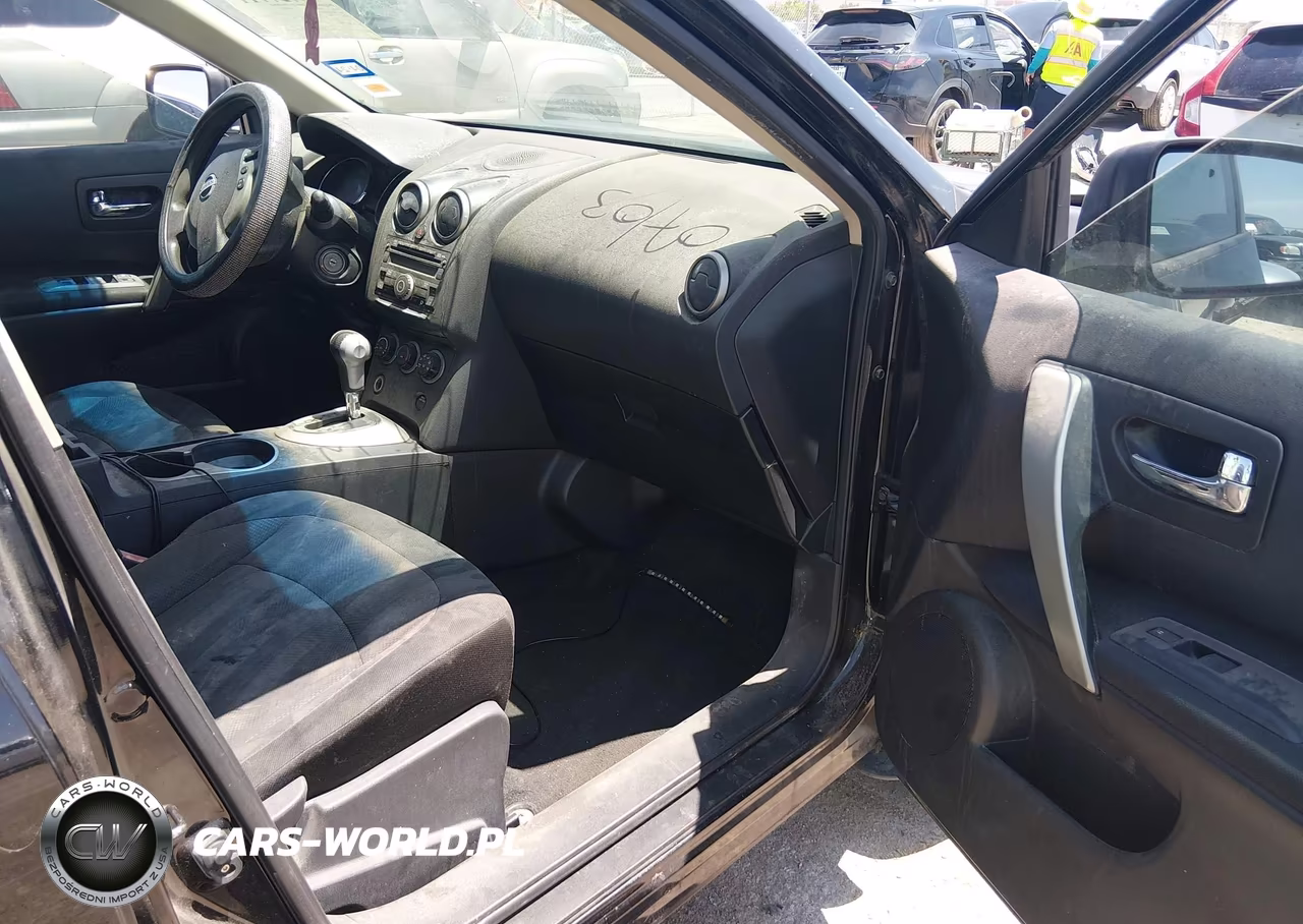 2011 Nissan Rogue S VIN:JN8AS5MT7BW563809 - 5
