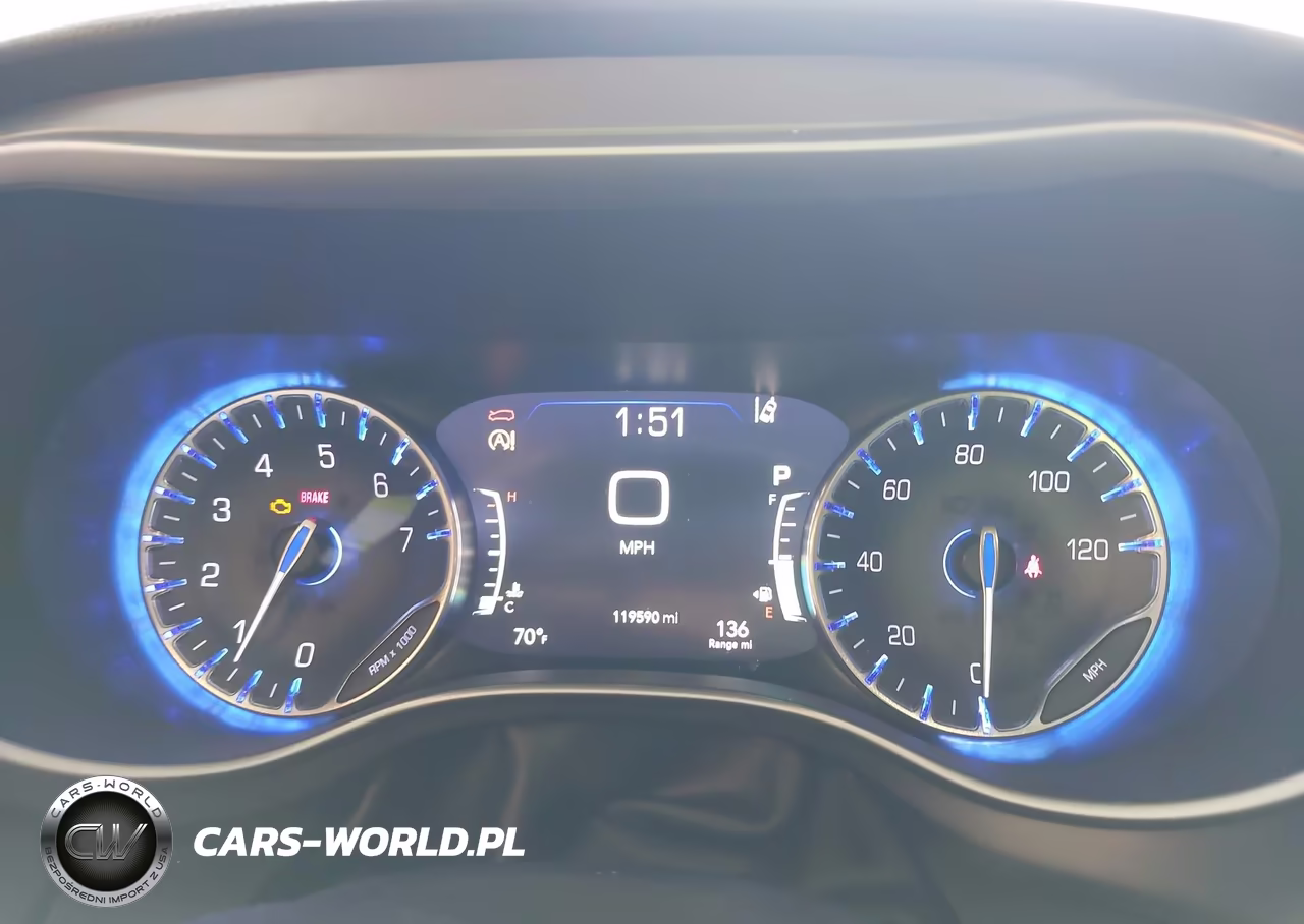 2020 Chrysler Pacifica Touring L VIN:2C4RC1BG9LR141691 - 7