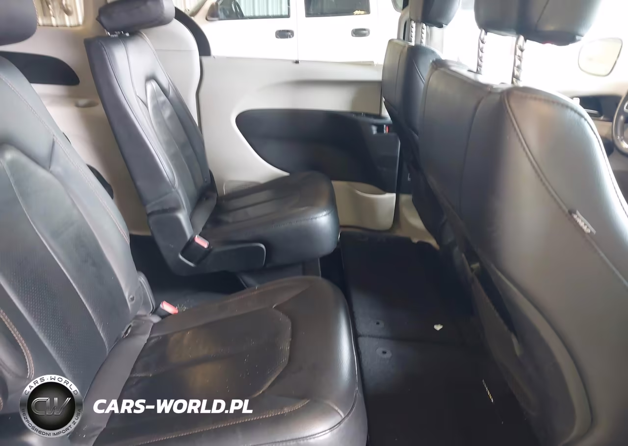 2020 Chrysler Pacifica Touring L VIN:2C4RC1BG9LR141691 - 8