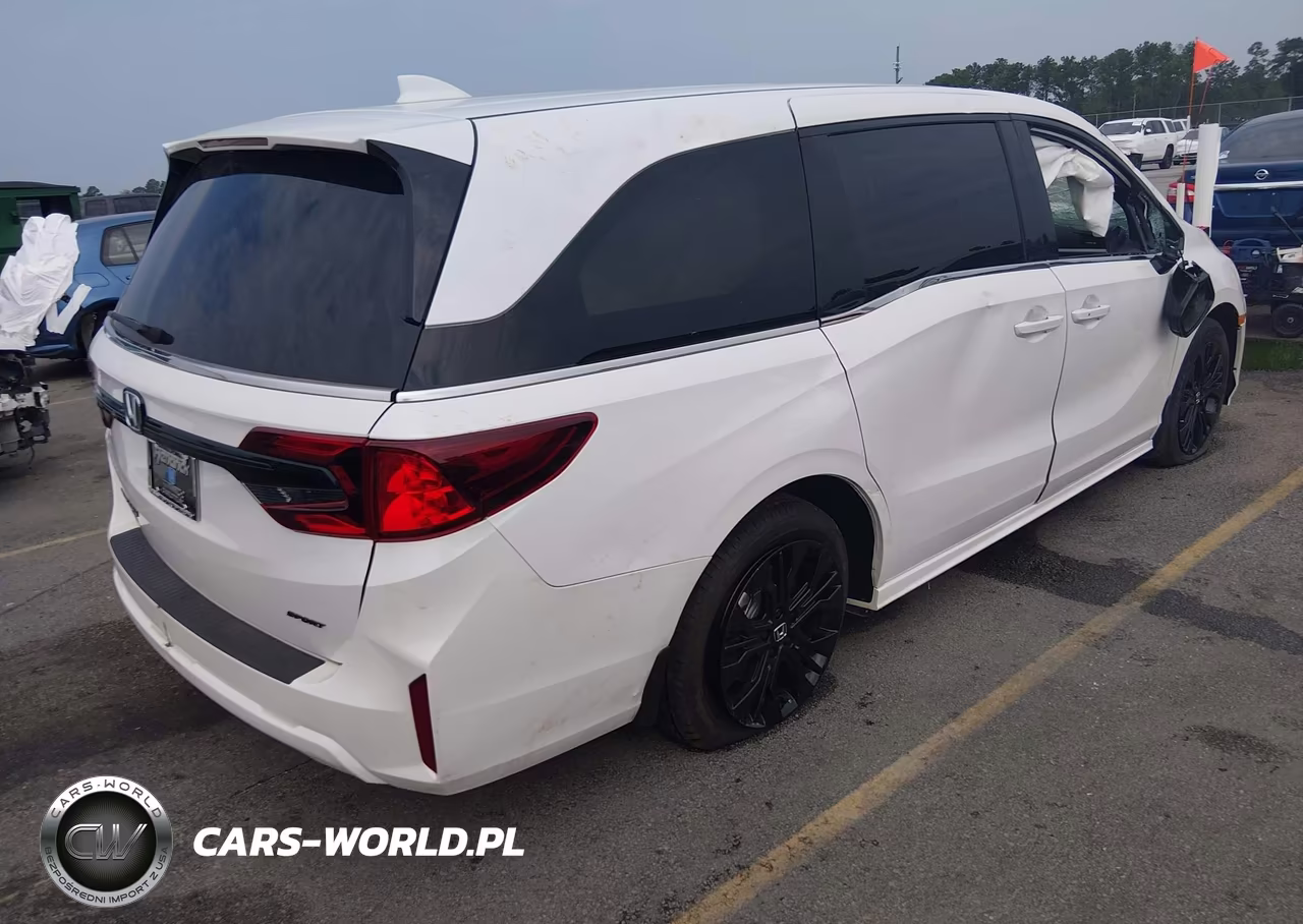 2026 Honda Odyssey Sport-L VIN:5FNRL6H71TB027927 - 4