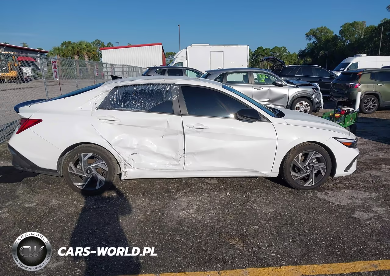 2025 Hyundai Elantra Hybrid Sel Sport VIN:KMHLM4DJ2SU152137 - 13