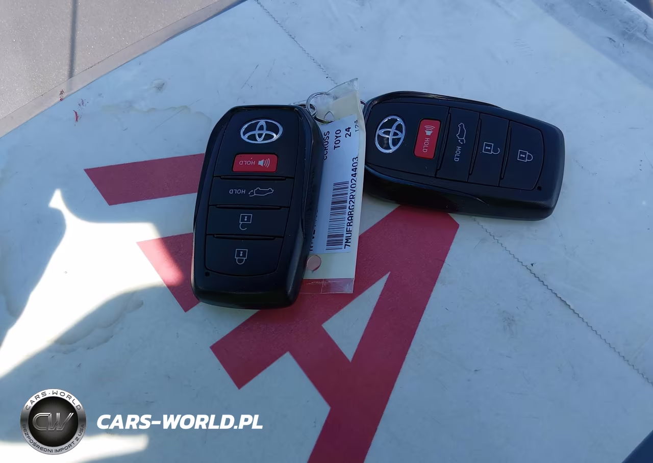 2024 Toyota Corolla Cross Hybrid Xse VIN:7MUFBABG2RV024403 - 11