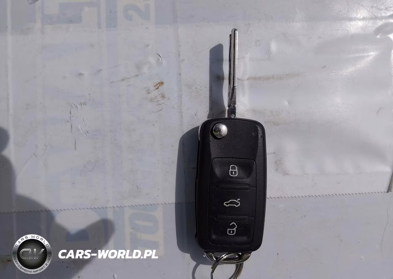 2013 Volkswagen Beetle 2.5L VIN:3VWJX7AT9DM690431 - 11