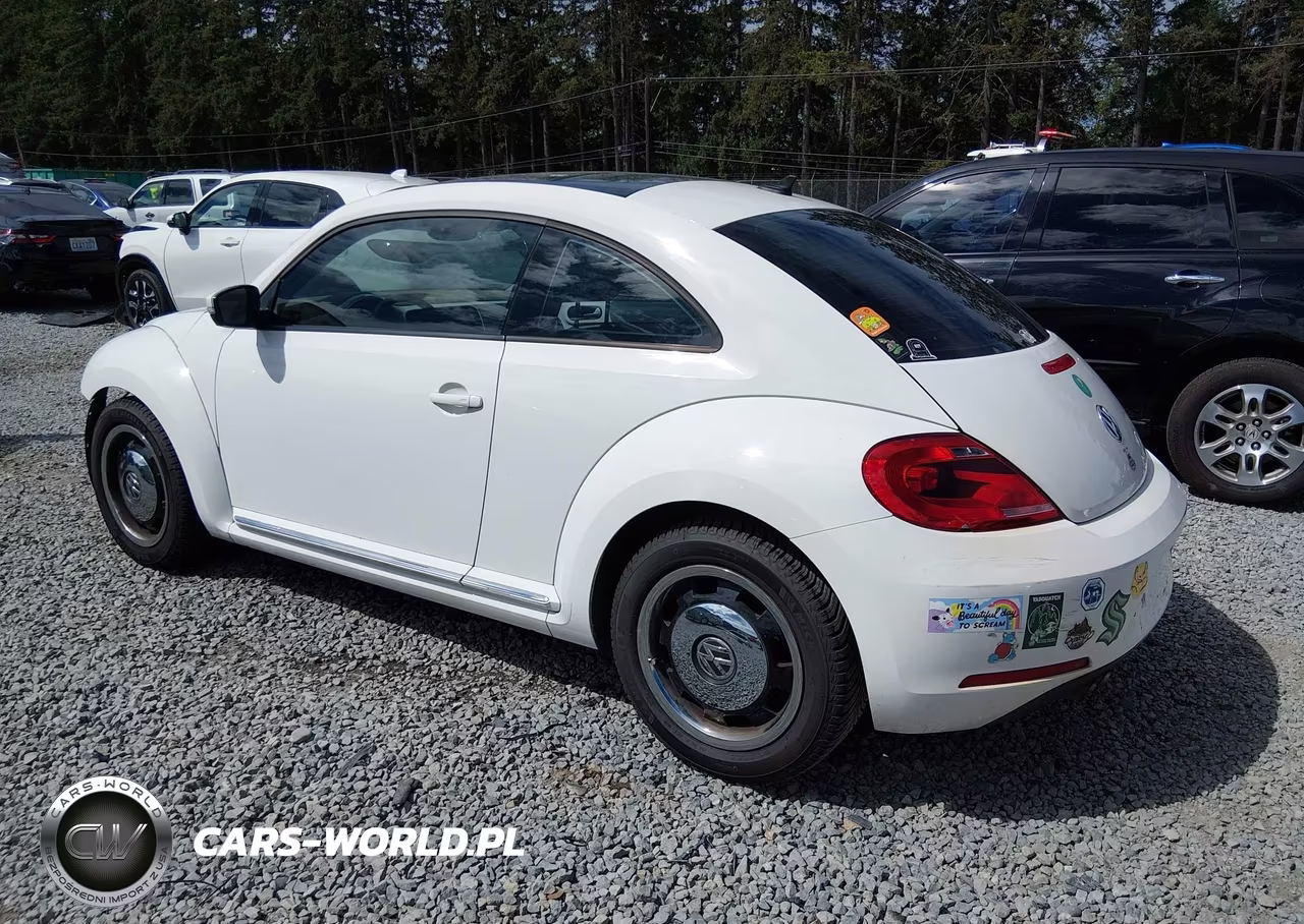 2013 Volkswagen Beetle 2.5L VIN:3VWJX7AT9DM690431 - 3