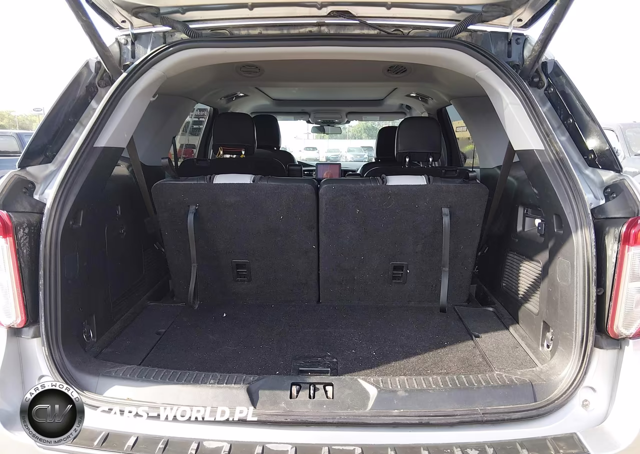2021 Ford Explorer Xlt VIN:1FMSK8DH4MGA26241 - 16