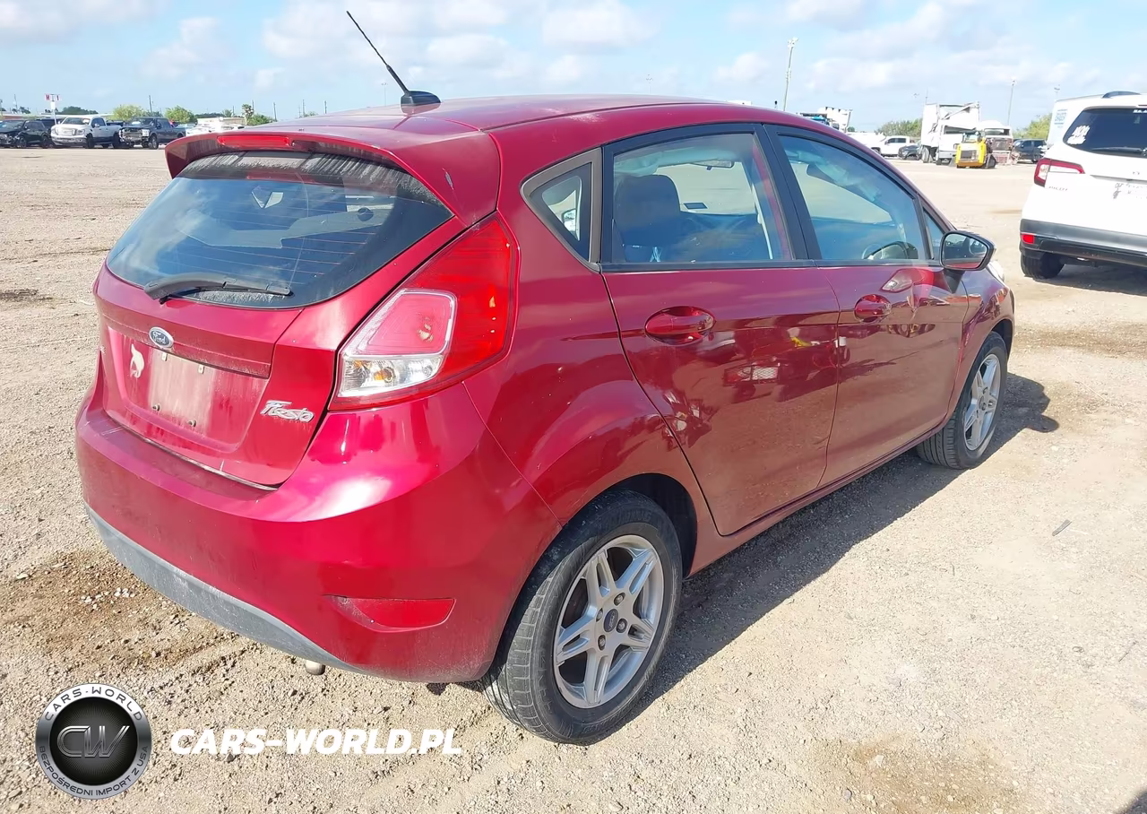 2017 Ford Fiesta Se VIN:3FADP4EJ2HM132729 - 4