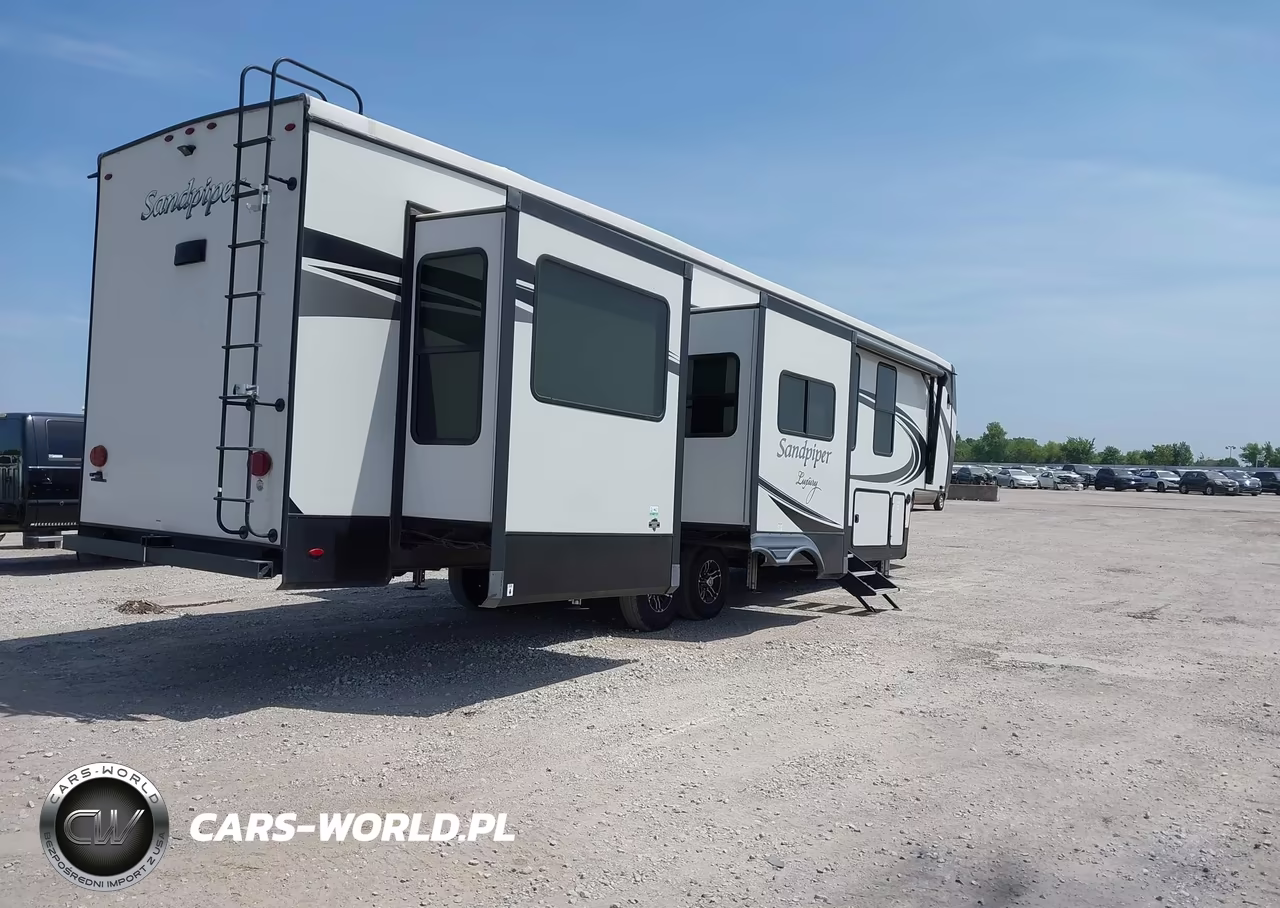 2022 Forest River Sandpiper VIN:4X4FSAR2XNJ044419 - 4