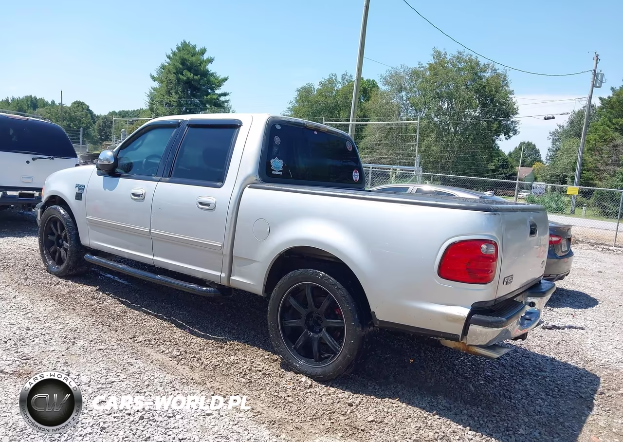 2001 Ford F-150 Harley-Davidson Edition-King Ranch Edition-Lariat-Xlt VIN:1FTRW07L91KC62076 - 3