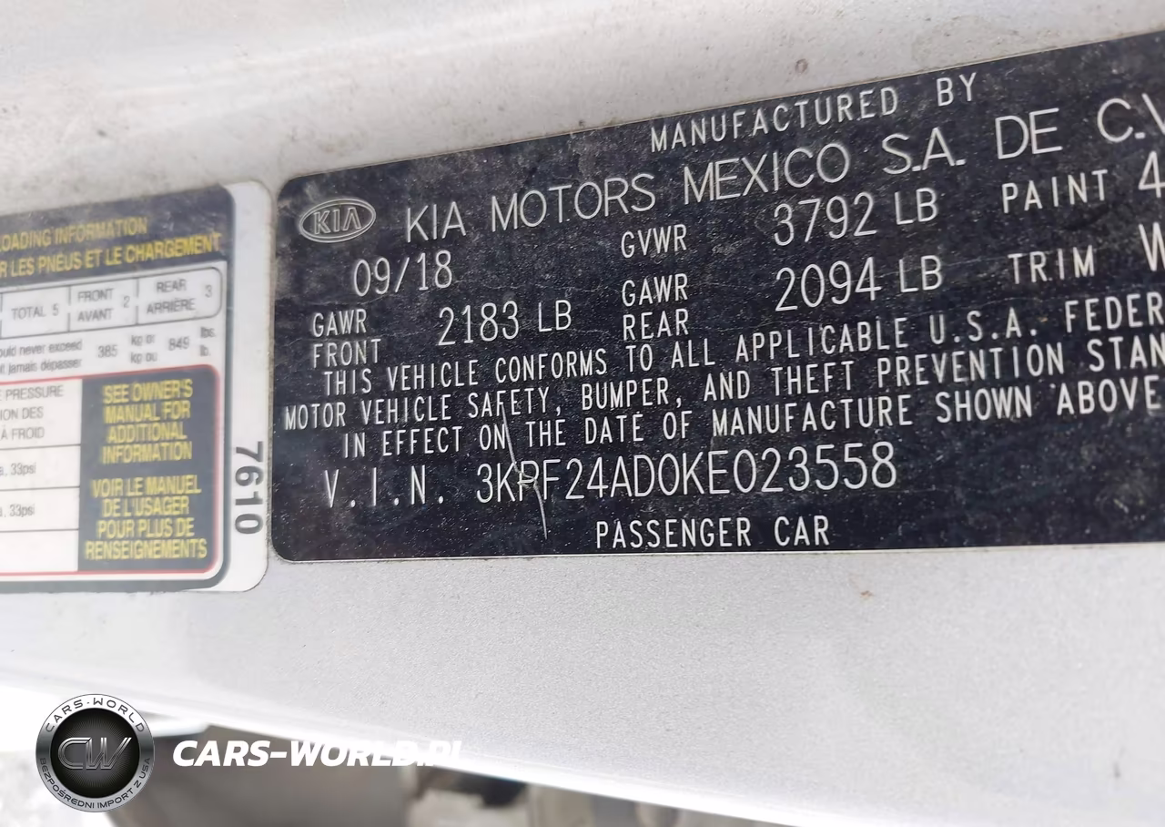 2019 Kia Forte Lxs VIN:3KPF24AD0KE023558 - 9
