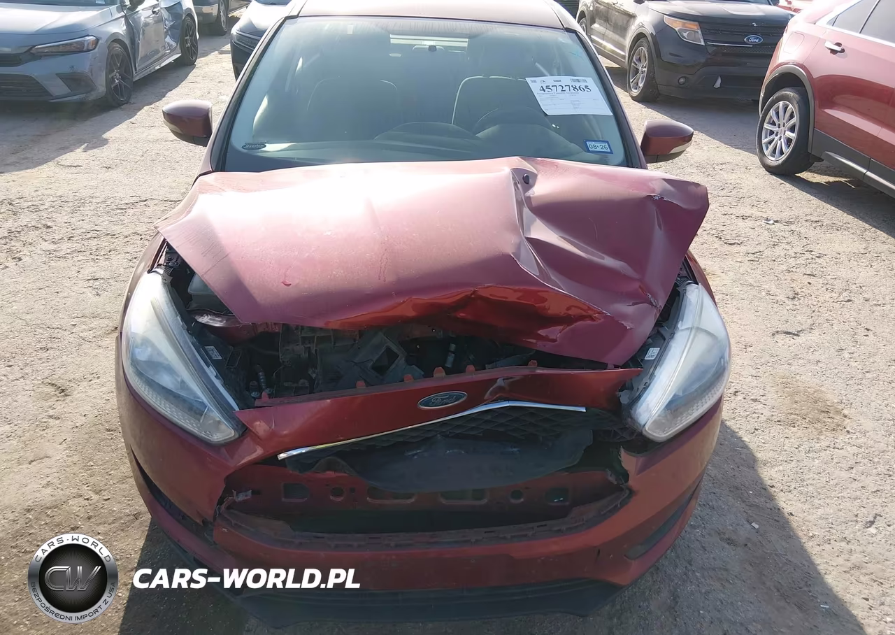 2017 Ford Focus Se VIN:1FADP3F2XHL324371 - 6
