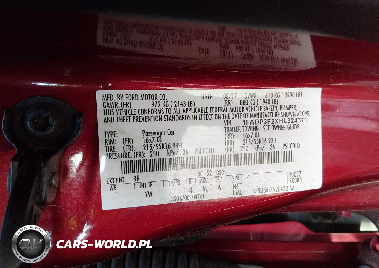 2017 Ford Focus Se VIN:1FADP3F2XHL324371 - 9