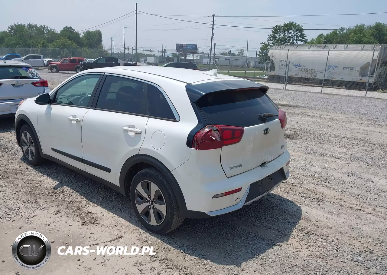2017 Kia Niro Fe VIN:KNDCB3LC1H5040780 - 3