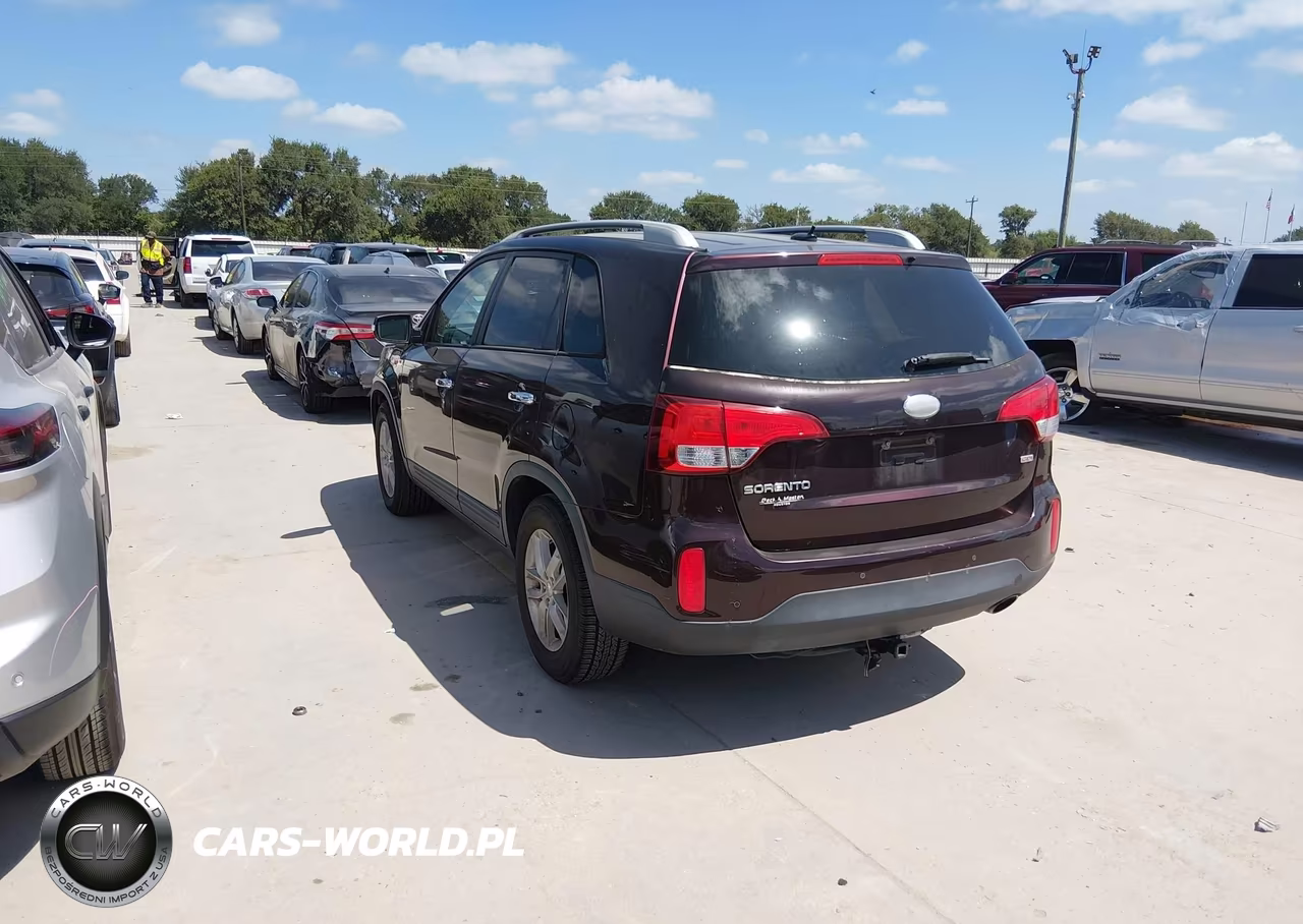 2015 Kia Sorento Lx VIN:5XYKT3A67FG555454 - 3