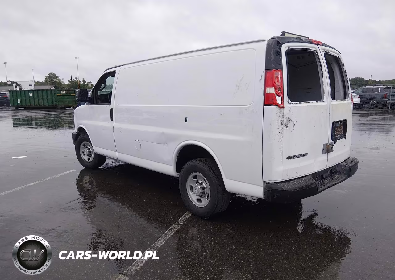 2017 Chevrolet Express 2500 Work Van VIN:1GCWGAFF7H1104126 - 3