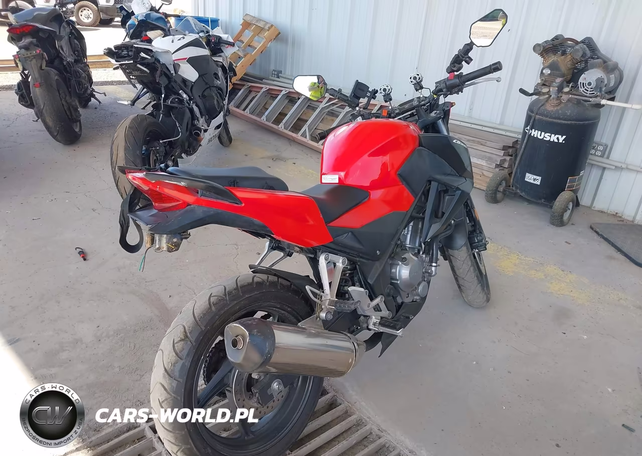 2015 Honda Cb300 F VIN:MLHNC5214F5101728 - 4