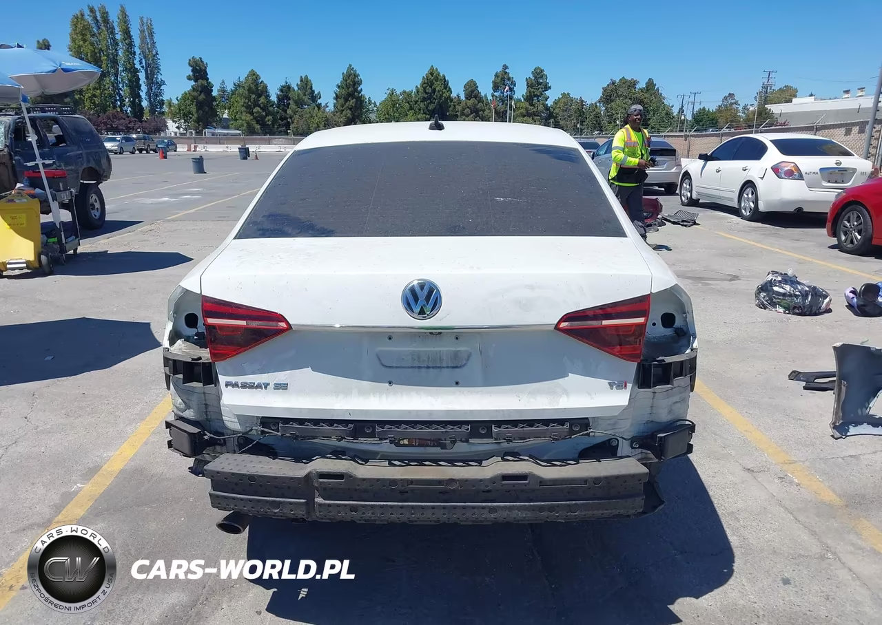 2017 Volkswagen Passat 1.8T Se VIN:1VWBT7A35HC010354 - 17