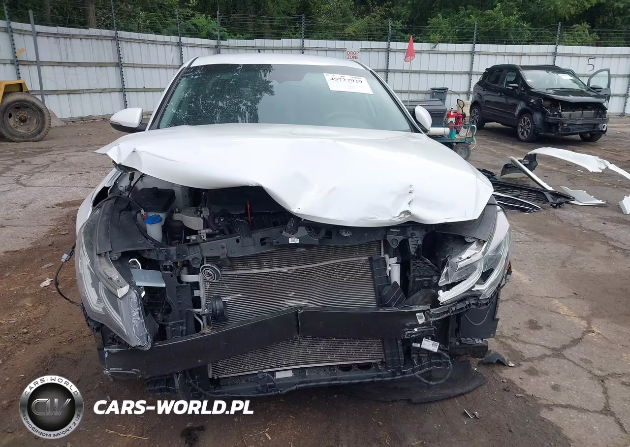 2019 Kia Optima S VIN:5XXGT4L3XKG316767 - 13