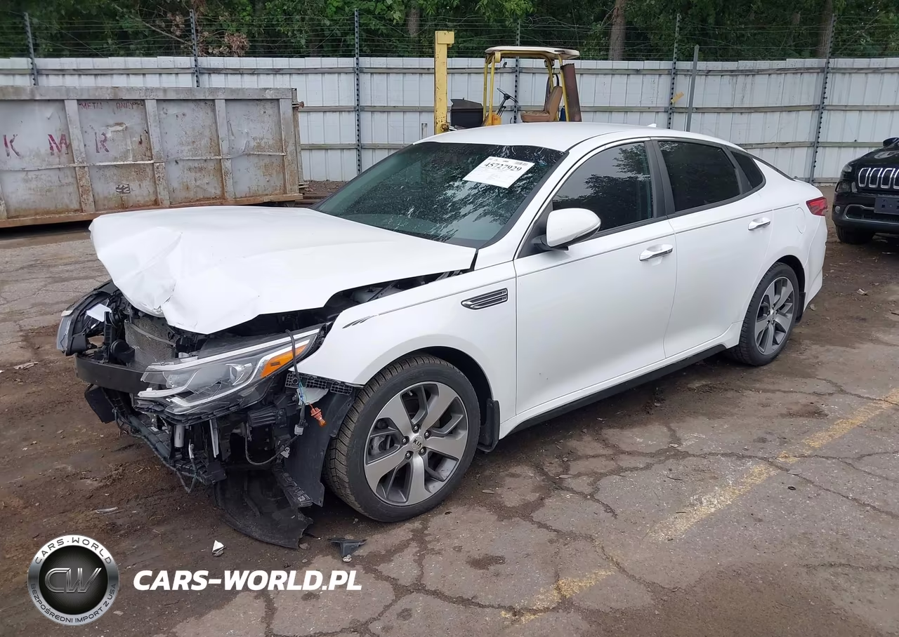 2019 Kia Optima S VIN:5XXGT4L3XKG316767 - 2