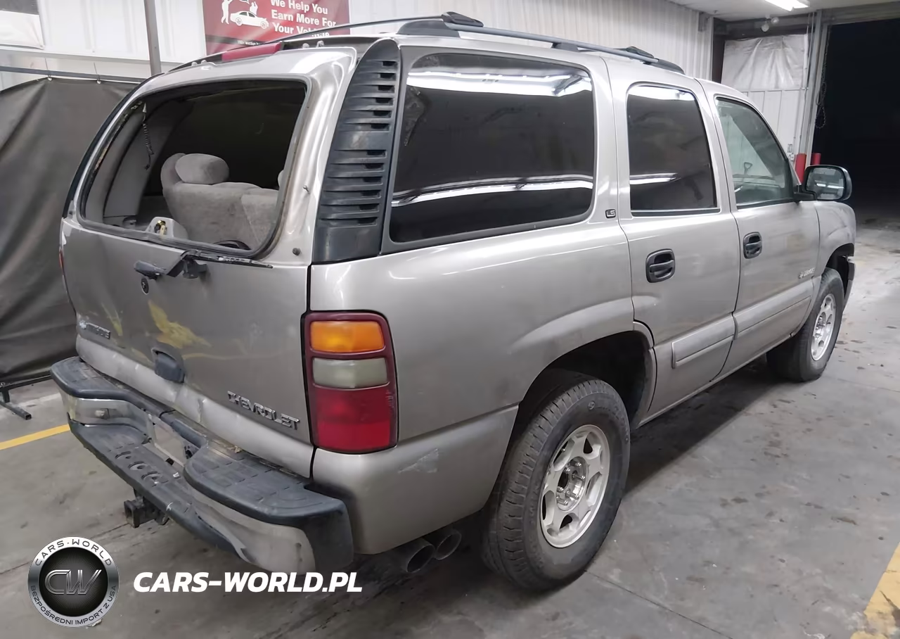 2000 Chevrolet Tahoe All New Ls VIN:1GNEK13T3YJ159541 - 4